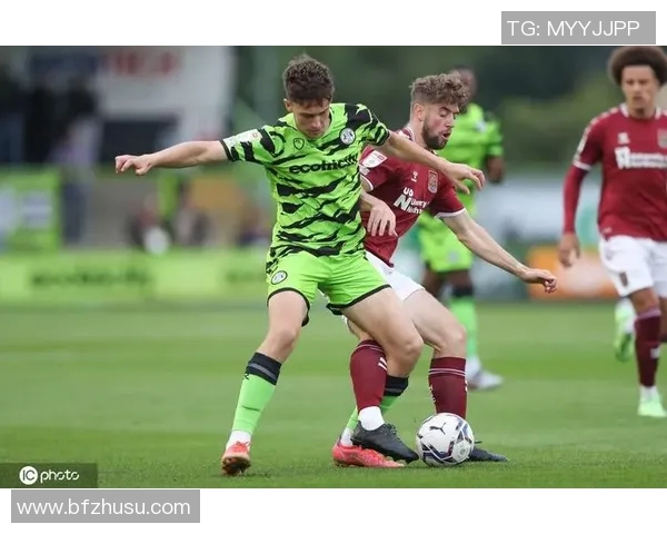 伯顿队与北安普顿队激战正酣谁能在这场较量中笑到最后 伯顿队与北安普顿队激战正酣谁能在这场较量中笑到最后