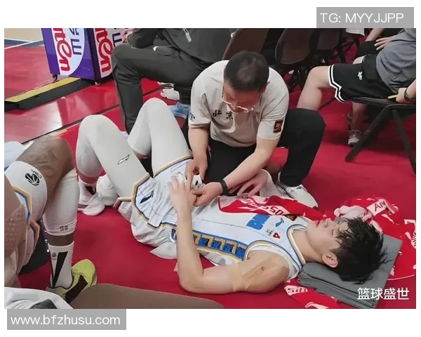 曾凡博的篮球之路：从青涩少年到闪耀赛场的未来之星