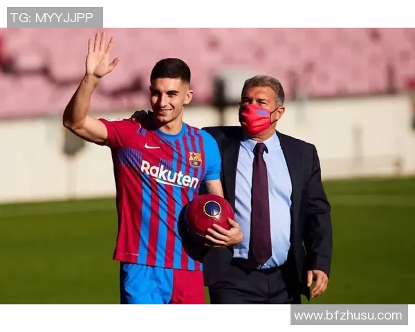 塞维利亚主帅莱科内确认冬窗新援：加强中场，重振雄风