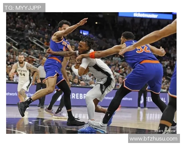 沃尔爆发砍下23+5+10，掘金三人得分上双，马刺全队得分重蹈覆辙