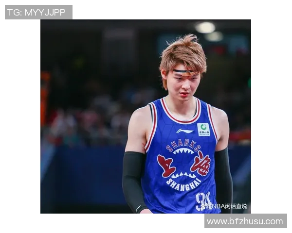 王哲林领衔中国男篮新篇章助力球队冲击国际赛场荣耀 王哲林领衔中国男篮新篇章助力球队冲击国际赛场荣耀